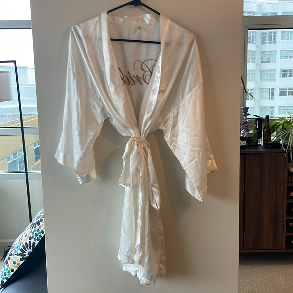 Bride robe